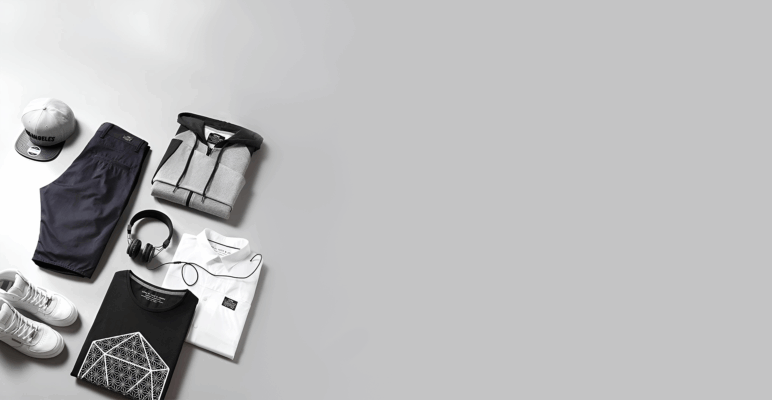 Phong cách Minimal cho nam với trang phục basic gồm áo thun, áo sơ mi, quần jean và giày thể thao